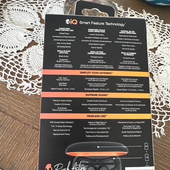 Skullcandy Earbuds - Picture 2 of 4